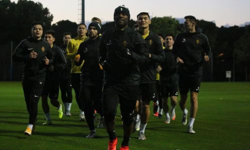 «Кайрат» собирается громить, «Тобол» еще поборется, Смаков нашел работу, «Актобе» готовится к триумфальному возвращению, «Акжайык» надеется на чудо. Самое интересное из клубов КПЛ-2021