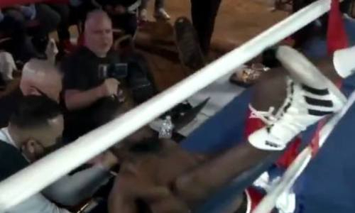 Американского боксера нокаутировали за 44 секунды и выкинули за канаты. Видео