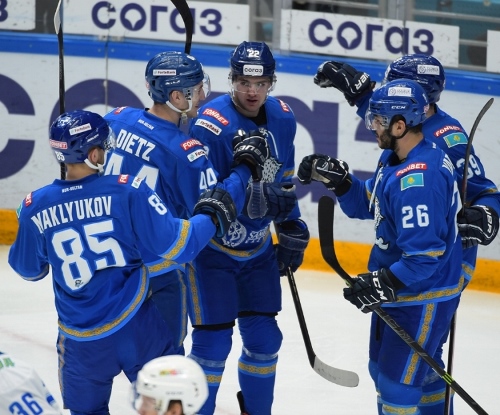 Фоторепортаж с матча КХЛ «Барыс» — «Салават Юлаев» 3:6
