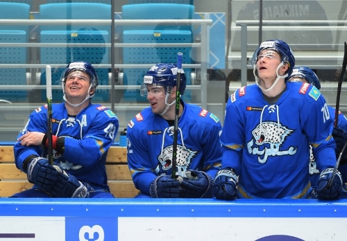 Фоторепортаж с матча КХЛ «Барыс» — «Салават Юлаев» 3:6