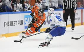 Фоторепортаж с матча КХЛ «Амур» — «Барыс» 5:1