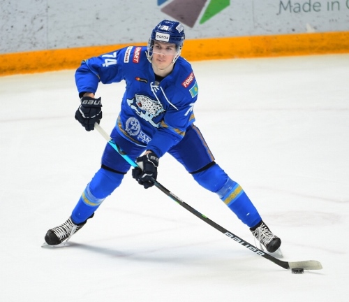 Фоторепортаж с матча КХЛ «Барыс» — «Амур» 3:2