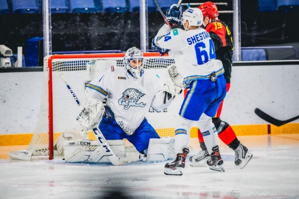 Фоторепортаж с матча КХЛ «Йокерит» — «Барыс» 1:4