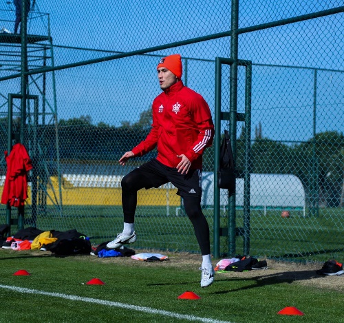 «Актобе» представил фоторепортаж с тренировки на УТС в Турции