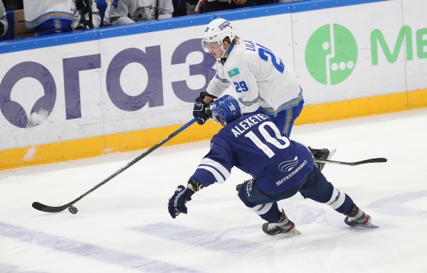 Фоторепортаж с матча КХЛ «Динамо» Москва — «Барыс» 0:2