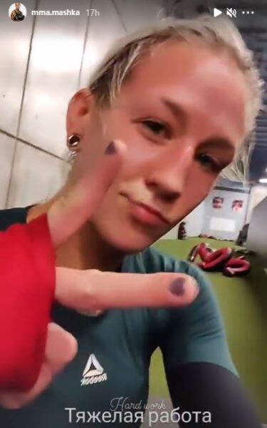 «Очень рада». Первая казахстанка в UFC сделала заявление о своем состоянии после травмы