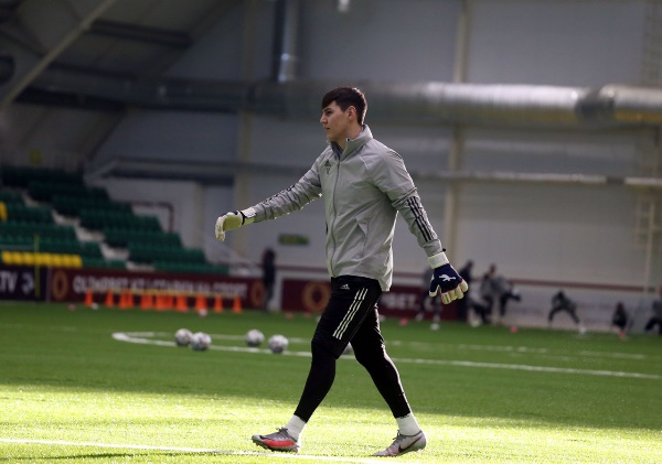 «Тобол» опубликовал фото с тренировки своих голкиперов на УТС