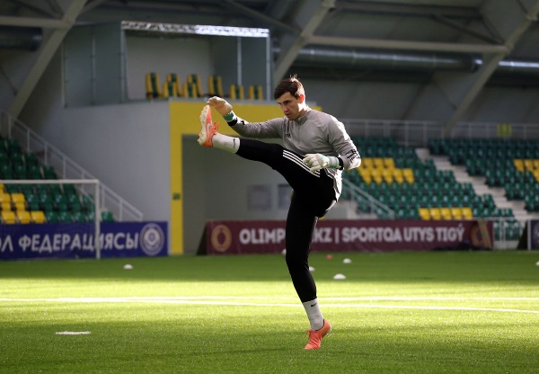 «Тобол» опубликовал фото с тренировки своих голкиперов на УТС