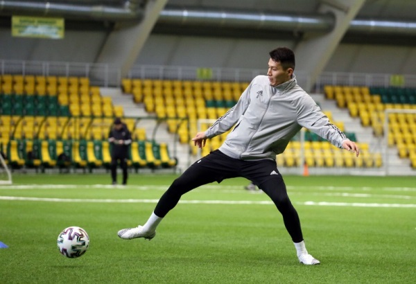 «Тобол» опубликовал фото с очередной тренировки на УТС в родном городе