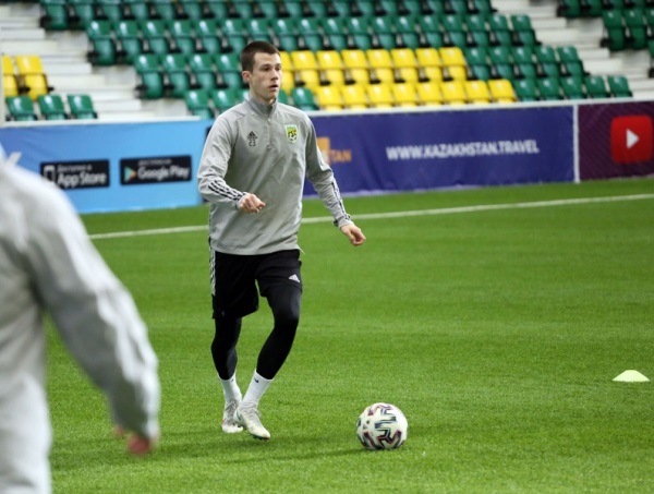 «Тобол» опубликовал фото с очередной тренировки на УТС в родном городе