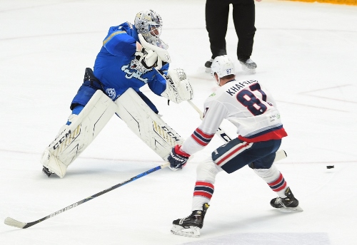 Фоторепортаж с матча КХЛ «Барыс» — «Нефтехимик» 4:1