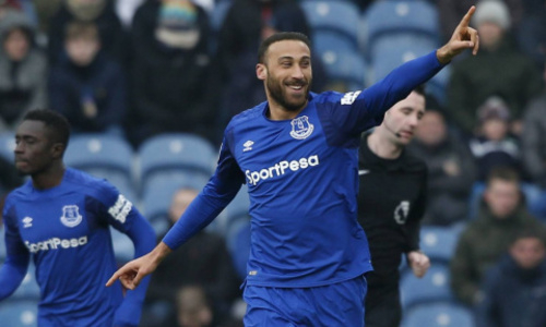 «Не мог сказать „нет“». Нападающий «Эвертона» объяснил свое решение «кинуть» клуб Бактиера Зайнутдинова