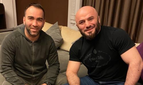 Исмаилов собрался «втащить» президенту FNG. Тот моментально отреагировал и приехал на встречу. Фото