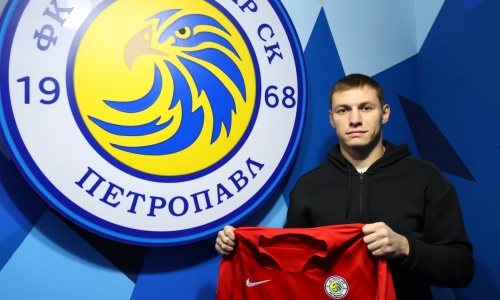 Известный казахстанский футболист официально усилил клуб КПЛ