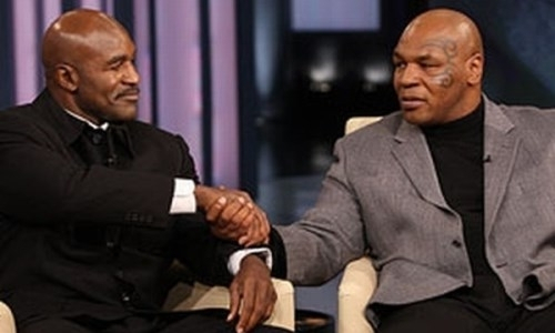 «Мы оба этого хотим». Эвандер Холифилд раскрыл сроки третьего боя с Майком Тайсоном