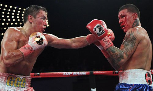 «Как сцена из фильма-слэшера». СМИ вспомнило самый кровавый бой Головкина