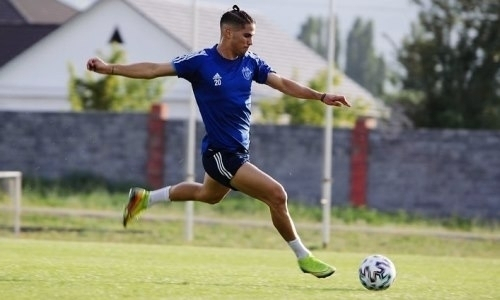 «Мне пришлось нелегко». Звездный форвард пожаловался на время в «Астане» и сравнил КПЛ с европейским чемпионатом