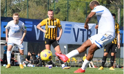 Фоторепортаж с товарищеского матча «Кайрат» — «Динамо» Москва 0:2