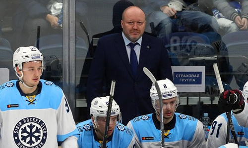 «Ничего не предвещало». Главный тренер «Сибири» удивился камбэку «Барыса» и нашел виновных в поражении