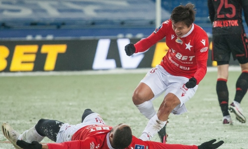 Чумовой ассист пяткой. Казахстанский футболист сотворил шедевр в Европе. Видео