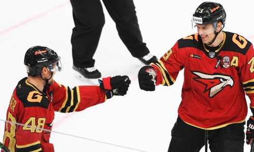 «Авангард» оформил два дубля и одержал разгромную победу перед матчем с «Барысом»