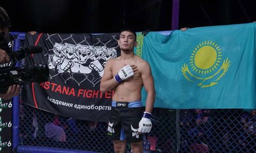 «Следующий бой за пояс». Казахстанский файтер победил россиянина и приготовился стать чемпионом в промоушне Хабиба