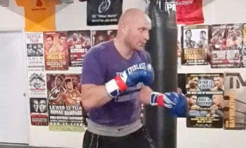 Известный американский рэпер оценил тренировку супертяжа из Казахстана