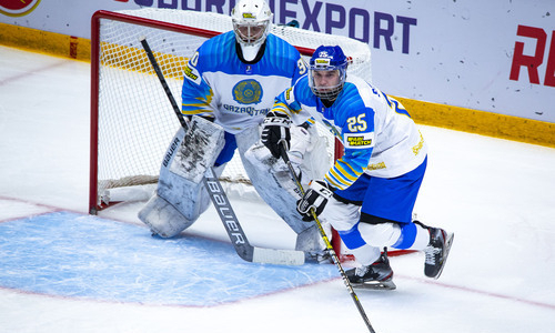 «Забросят минимум три шайбы». Озвучен прогноз на матч Казахстан — Россия на турнире в Нур-Султане