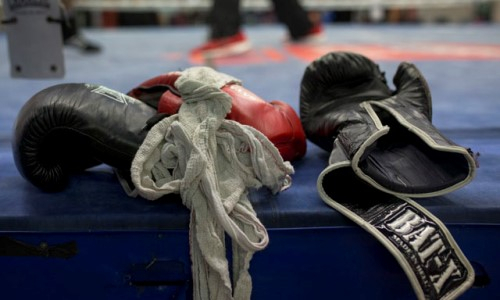 Израильские боксеры не смогли попасть на турнир с титульным боем казахстанца. Известна причина