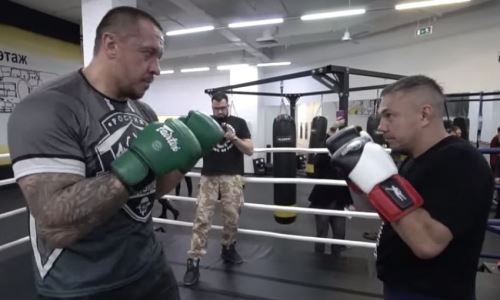 Костя Цзю рассказал, чем Михаил Кокляев удивил его на тренировке