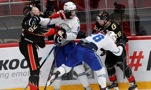 «А Ковальчук-то запил что ли?». Известный эксперт спрогнозировал счет матча КХЛ «Барыс» — «Авангард»