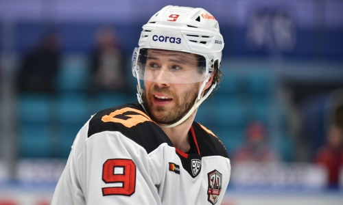 «Я говорил всем парням». Корбэн Найт про особенное противостояние с «Барысом», невероятного его хоккеиста и желание взять реванш