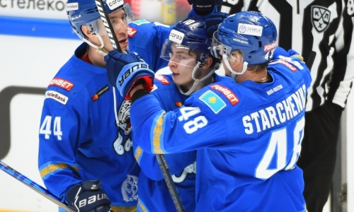 «Стык в стык играли все три периода». Никита Михайлис оформил дубль в ворота «Авангарда» и считает бесспорным героем матча другого хоккеиста «Барыса»