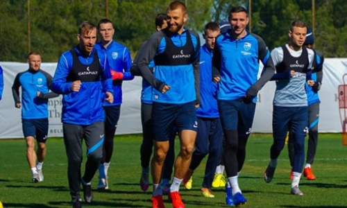 Футболисты сборной Казахстана провели восстановительную тренировку после разгрома от «Рубина». Фото