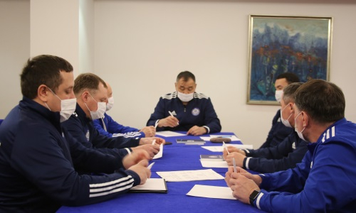 Тренерский штаб сборных Казахстана проводит селекцию на УТС в Турции