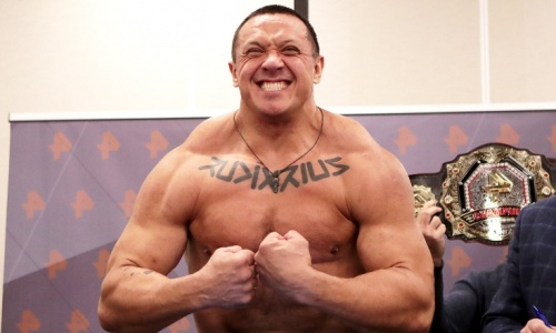 Кокляев после нокаута от Емельяненко одержал первую победу в профи-боксе