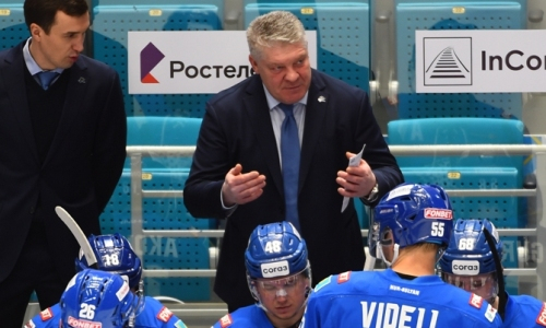 «Ничего не получалось». Юрий Михайлис разобрал позорное поражение со счетом 1:5 и назвал главные ошибки «Барыса»