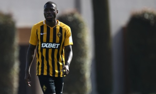 Новичок «Кайрата» Штрели Мамба совершил неимоверный промах в матче с «Рубином». Видео