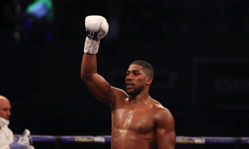 Энтони Джошуа стал богатейшим боксером в истории Британии. Озвучено его состояние