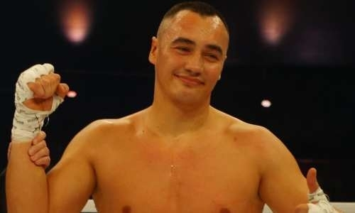 «Готов к большим боям». Непобежденный казахстанский нокаутер впечатлил зарубежное СМИ