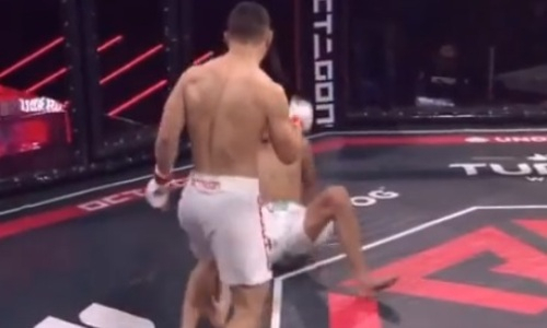 Казахстанский «Динамит» оформил нокаут и завоевал чемпионский титул. Видео