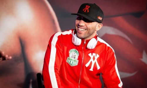 «Пора стать чемпионом мира». Соперник «Канело» из Турции намерен совершить сенсацию