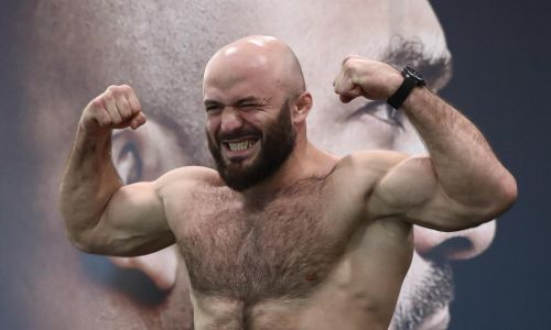 «Увидел блеск в глазах Саши». Исмаилов сделал подарок Емельяненко