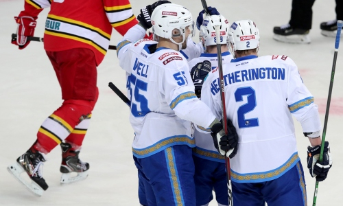 «Все-таки отожмет». Российский эксперт спрогнозировал победителя матча КХЛ «Авангард» — «Барыс»