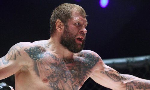 «Это вранье». Александр Емельяненко ответил на вопрос о завершении карьеры