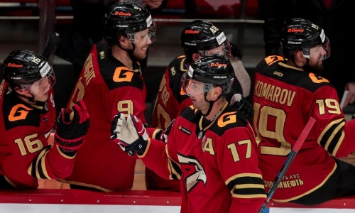 «Знали — можем сыграть с ними в плей-офф». В «Авангарде» объяснили настрой команды на «Барыс» и назвали переломный момент матча