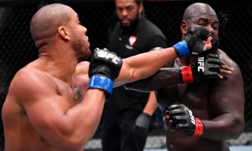Видео полного боя UFC Жаирзиньо Розенструйк — Сирил Ган с поражением «Большого мальчика»