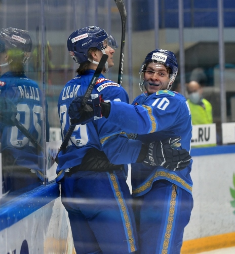Фоторепортаж с матча КХЛ «Барыс» — «Автомобилист» 2:3