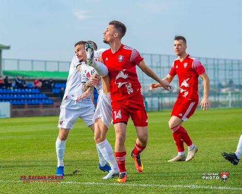 Представлен фоторепортаж с товарищеского матча «Кайсар» — «Шкендия» 1:1