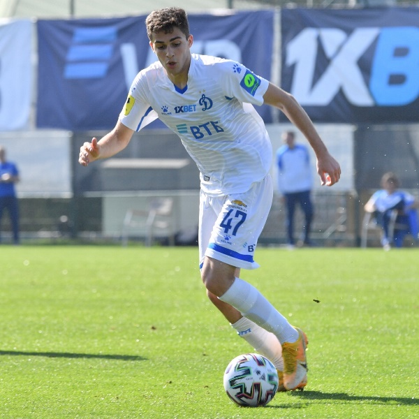 Фоторепортаж с товарищеского матча «Кайрат» — «Динамо» Москва 0:2